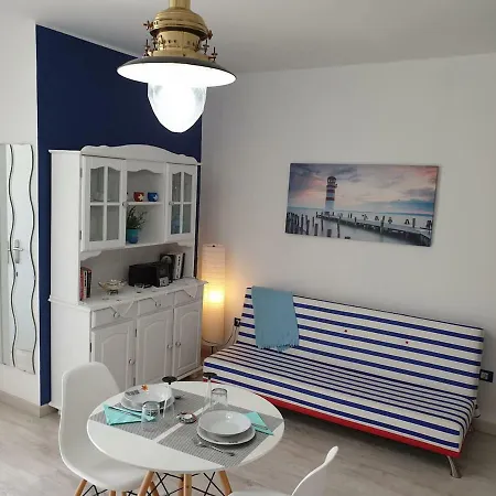 アパート Casa Azul Only 200 Meters To The Beach, Free Wifi, Balcony *