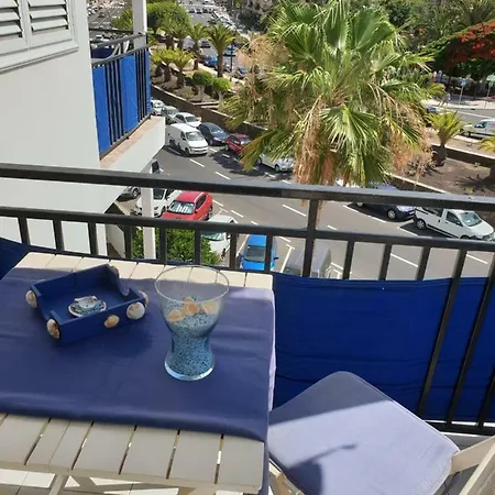 Casa Azul Only 200 Meters To The Beach, Free Wifi, Balcony * アロナ